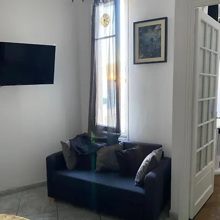 La Casa * Νίκαια